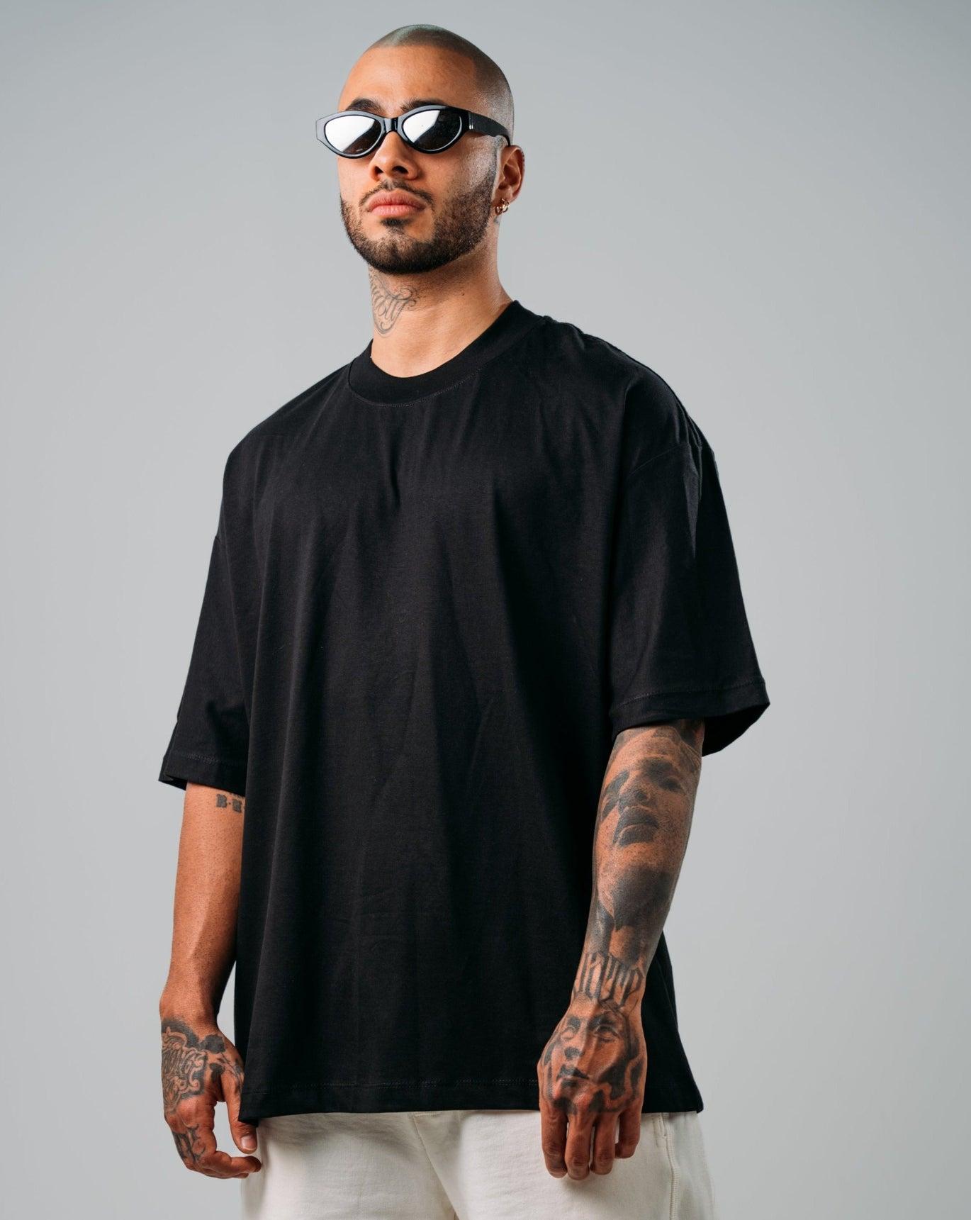 CORE ESSENTIAL - BLACK
